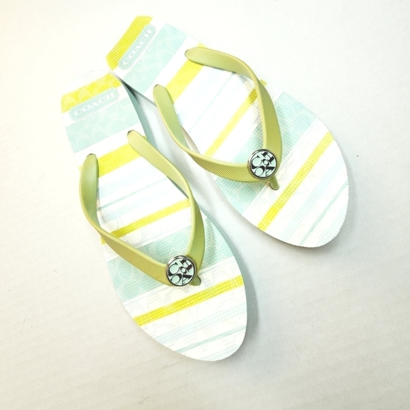🌸Coach | Signature‎ Coach Thong Sandals size 7.5 - Picture 1 of 4